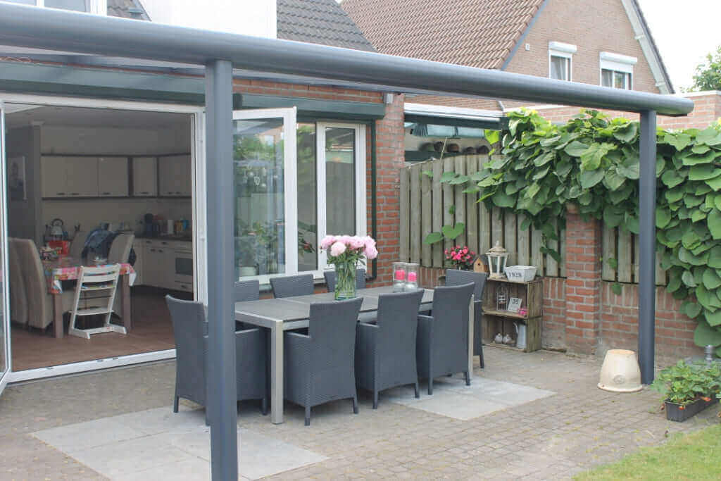 Bosco Aluminium Garden Veranda - offers great value and quality