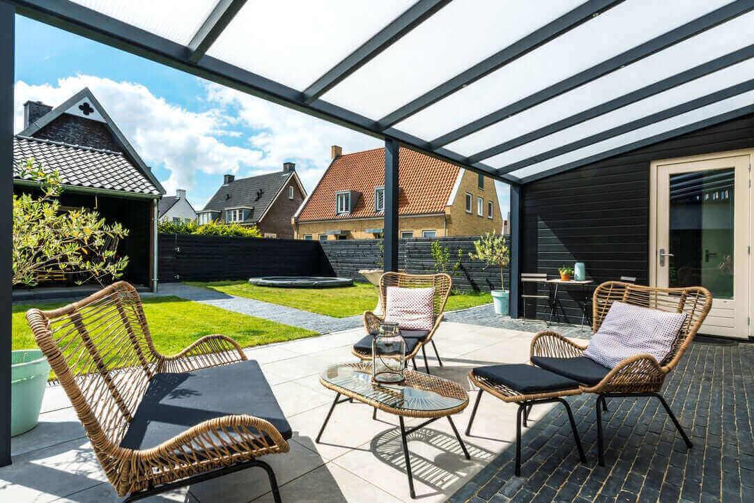 Bosco Aluminium Garden Veranda - offers great value and quality