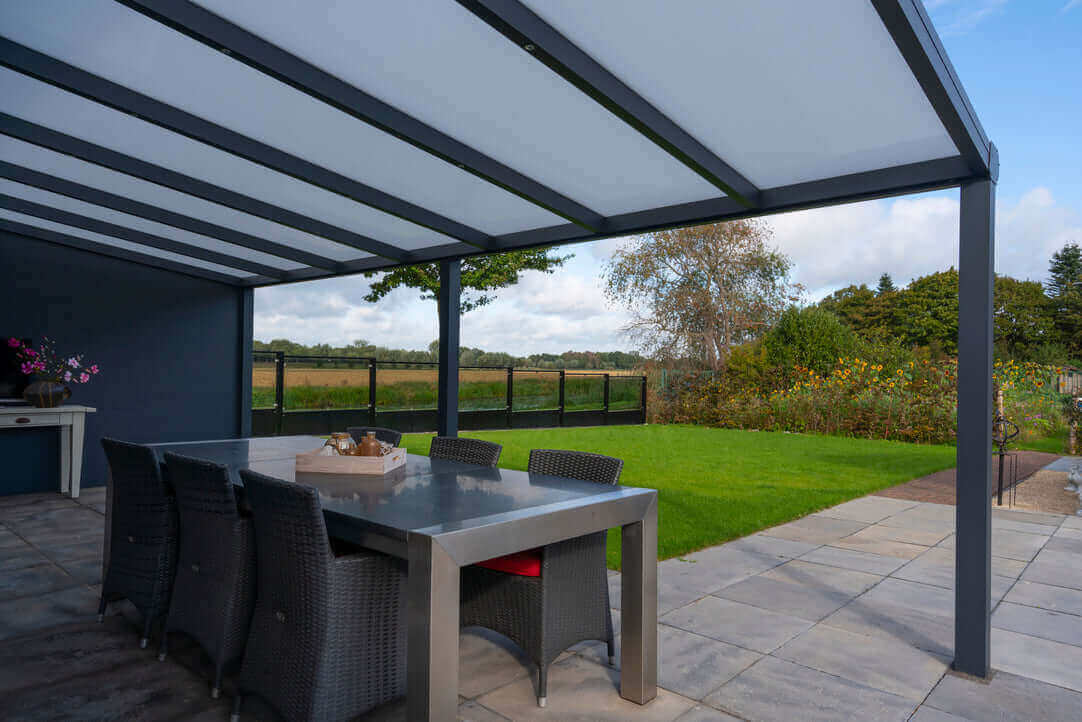 Bosco modern aluminium Veranda - perfect for your patio
