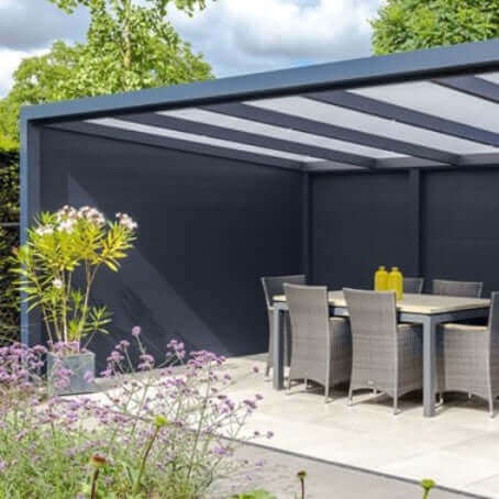 Aluminium Veranda with solid privacy side panel