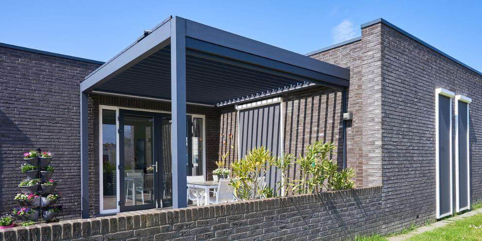 Pinela - The aluminium Louvered Roof Pergola