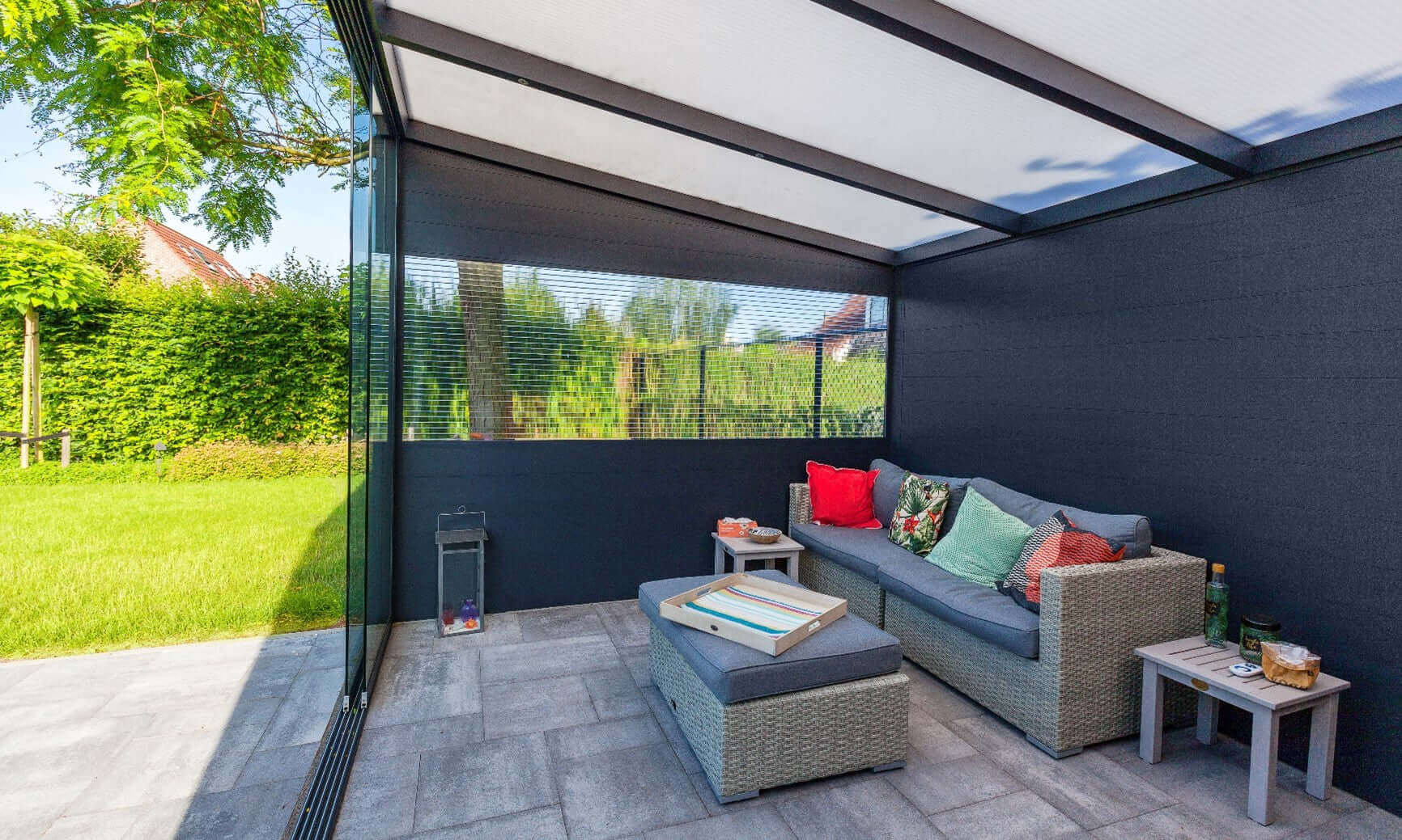 Ribollo Aluminium Veranda free standing with glass wall to the front