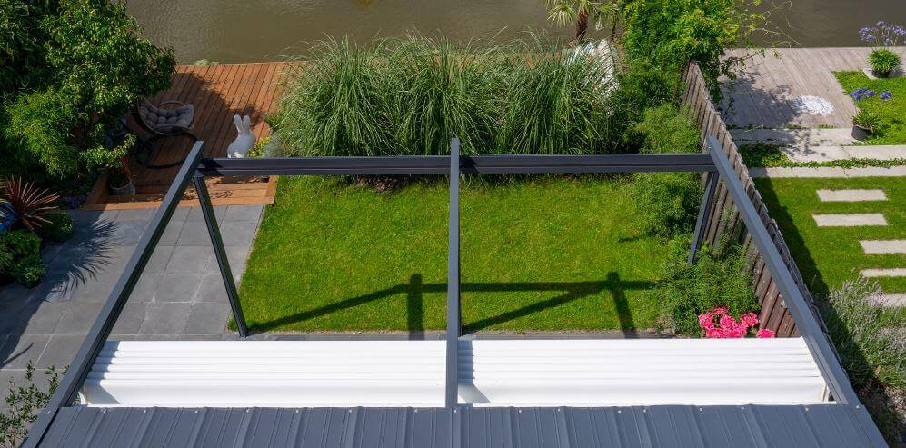 Verdeca retractable Canopy Veranda