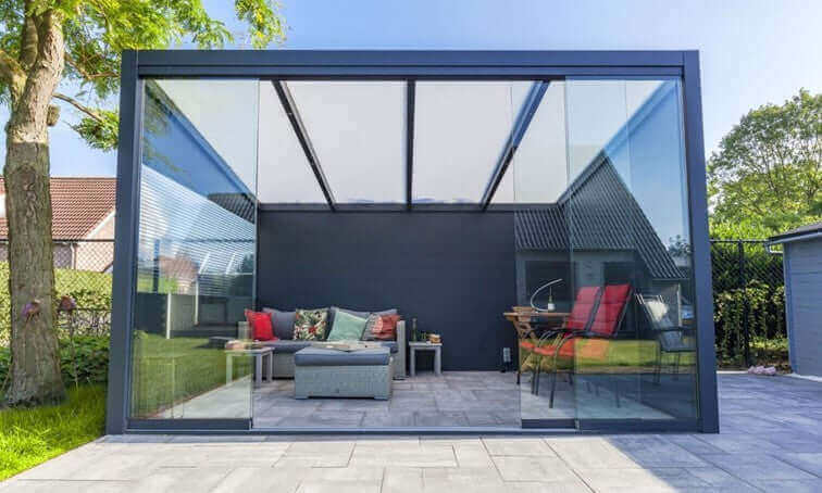 Ribollo Veranda with sliding glass walls for anywhere in the garden